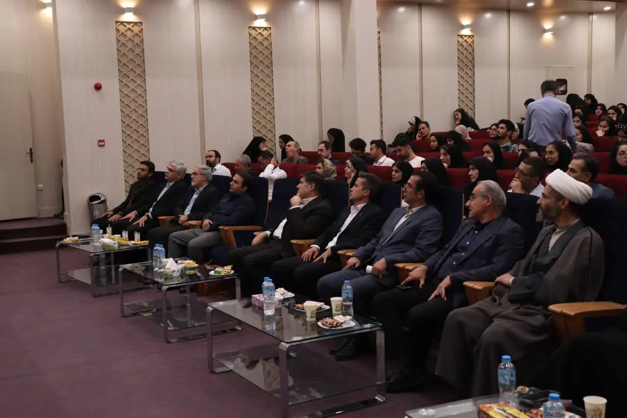 همایش دانشگاه فردوسی مشهد ، کفش طبی دکتر اشمیت